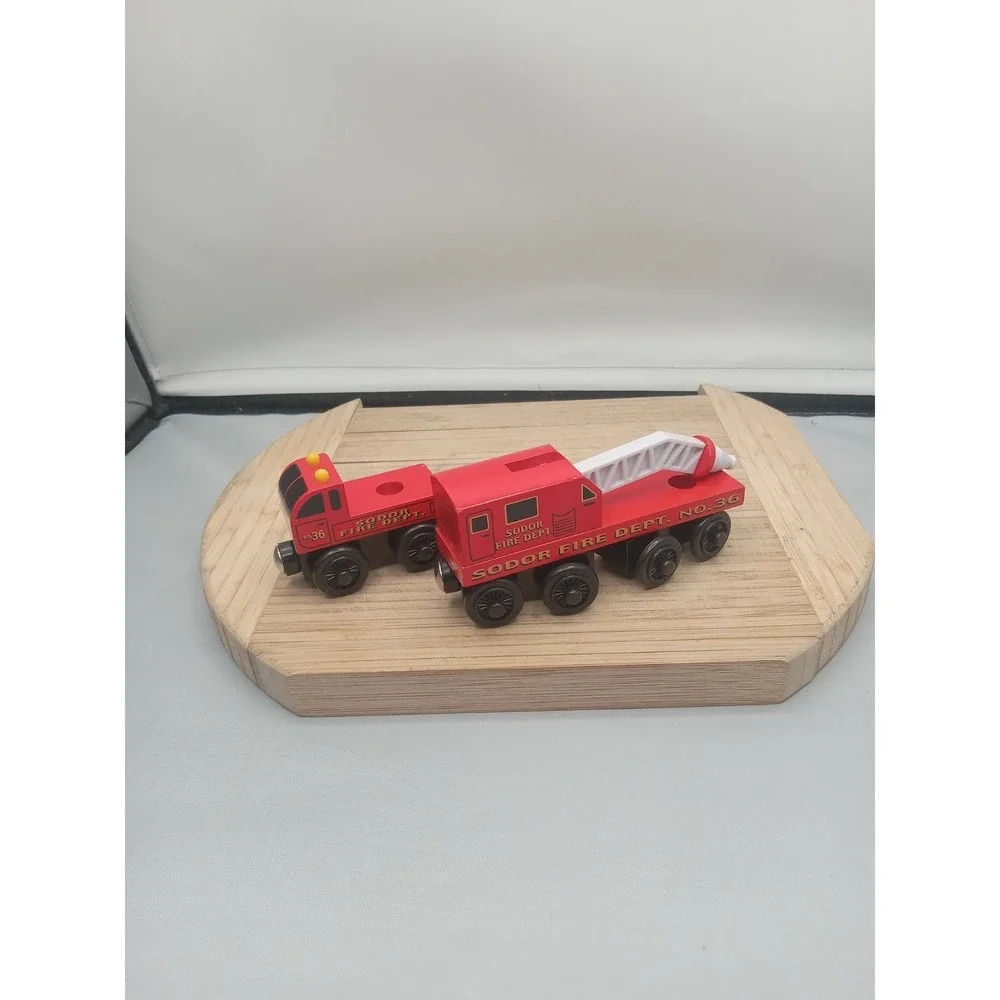 Thomas The Tank Engine Friends Wooden Railway Sodor Dept 36 FIRE TRUCK& TN Read